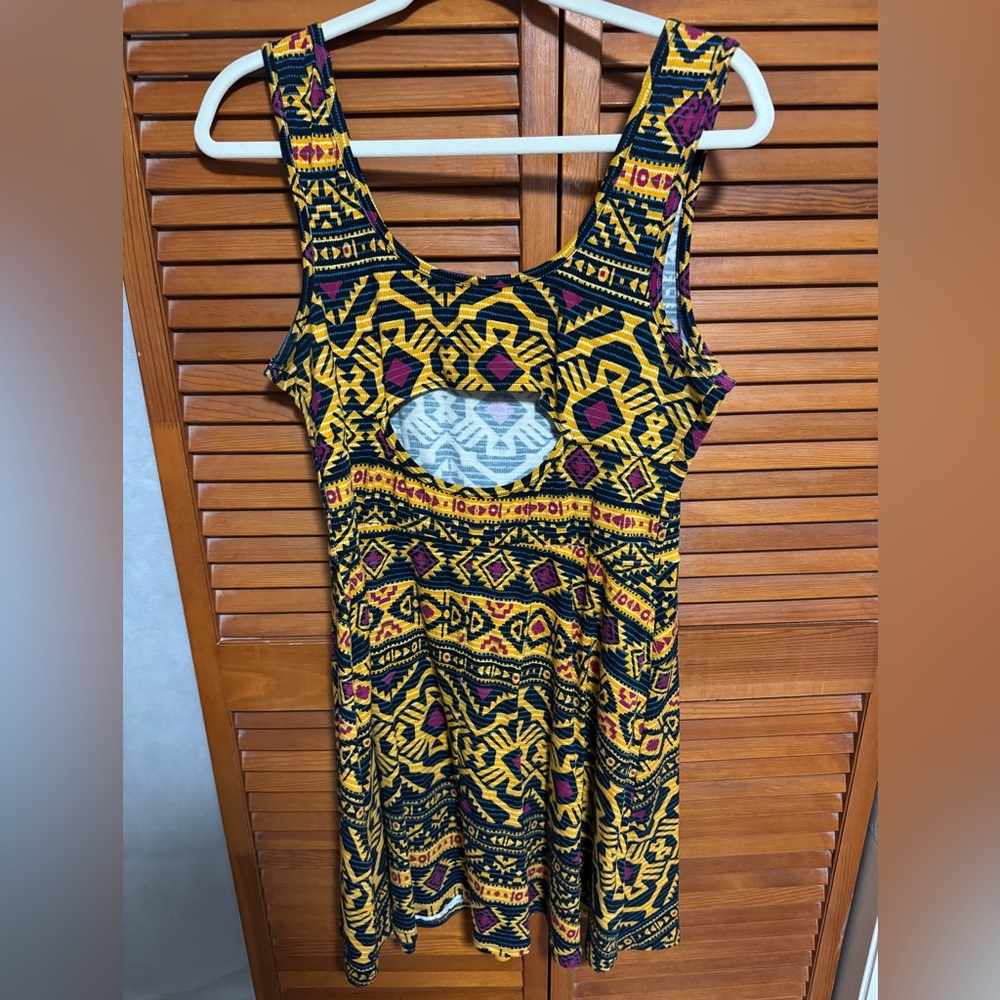Xhilaration Black and Yellow Sleeveless Dress - Picture 4 of 5